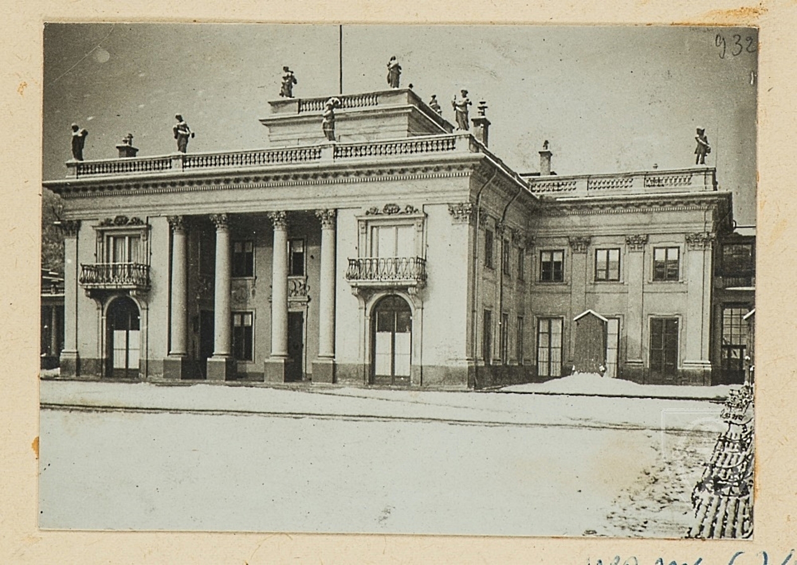 华沙皇家浴场公园内的岛屿宫丨波兰华沙丨蒂尔曼·冯·加默伦,多米尼克·梅林等-39