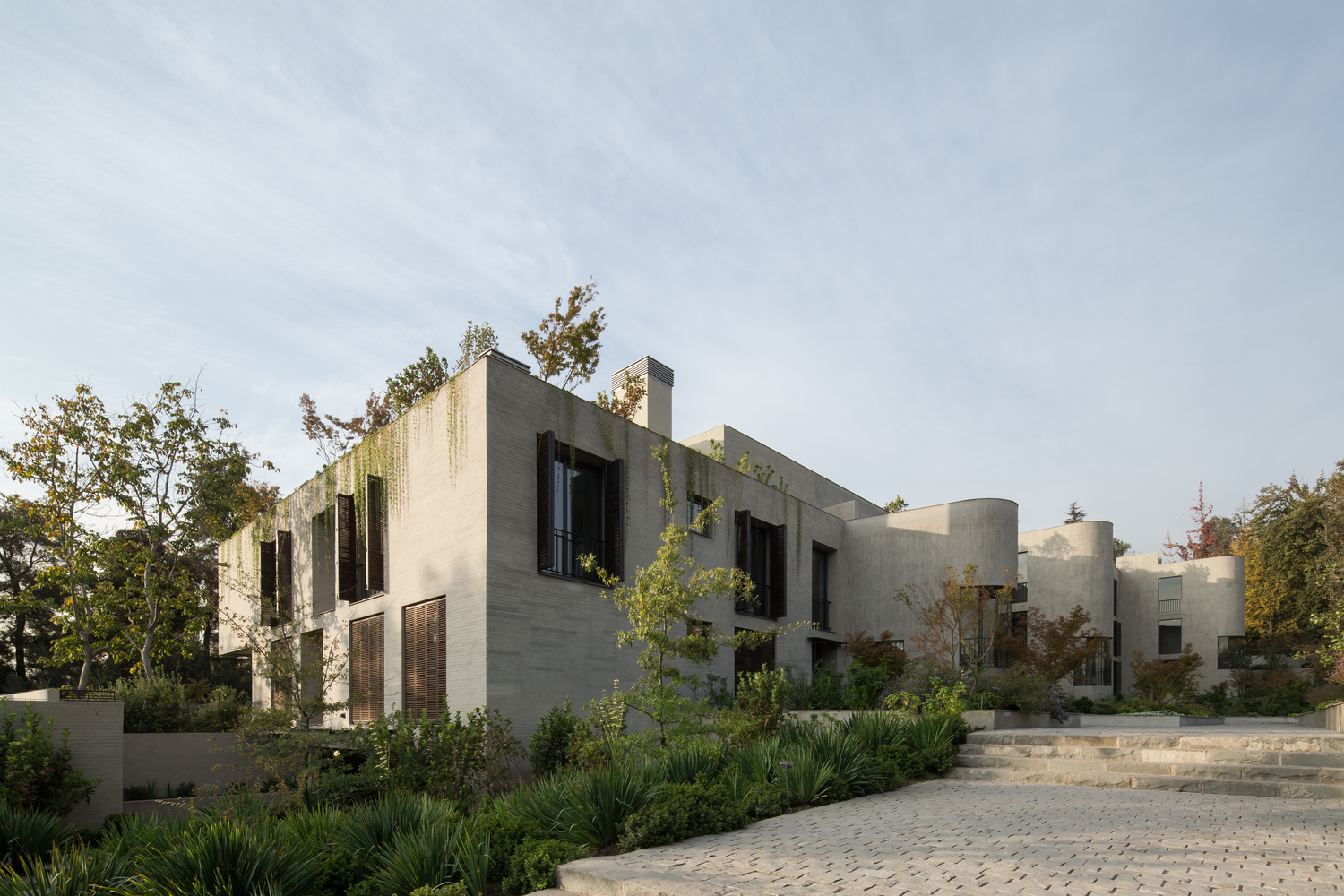 安第斯山脚下的混凝土庄园-38