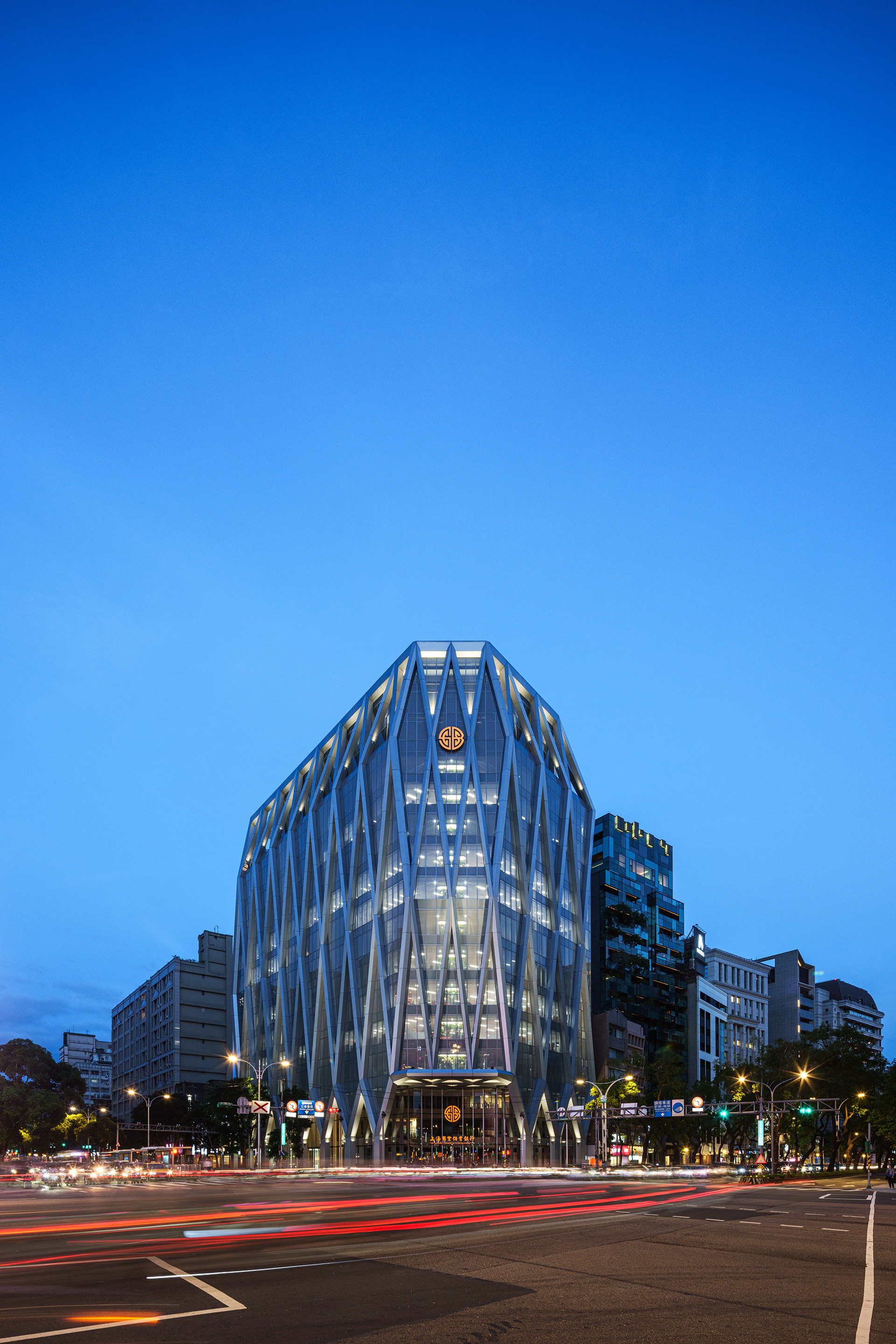 Shanghai Commercial and Savings Bank HQ/ JJP Architects-31