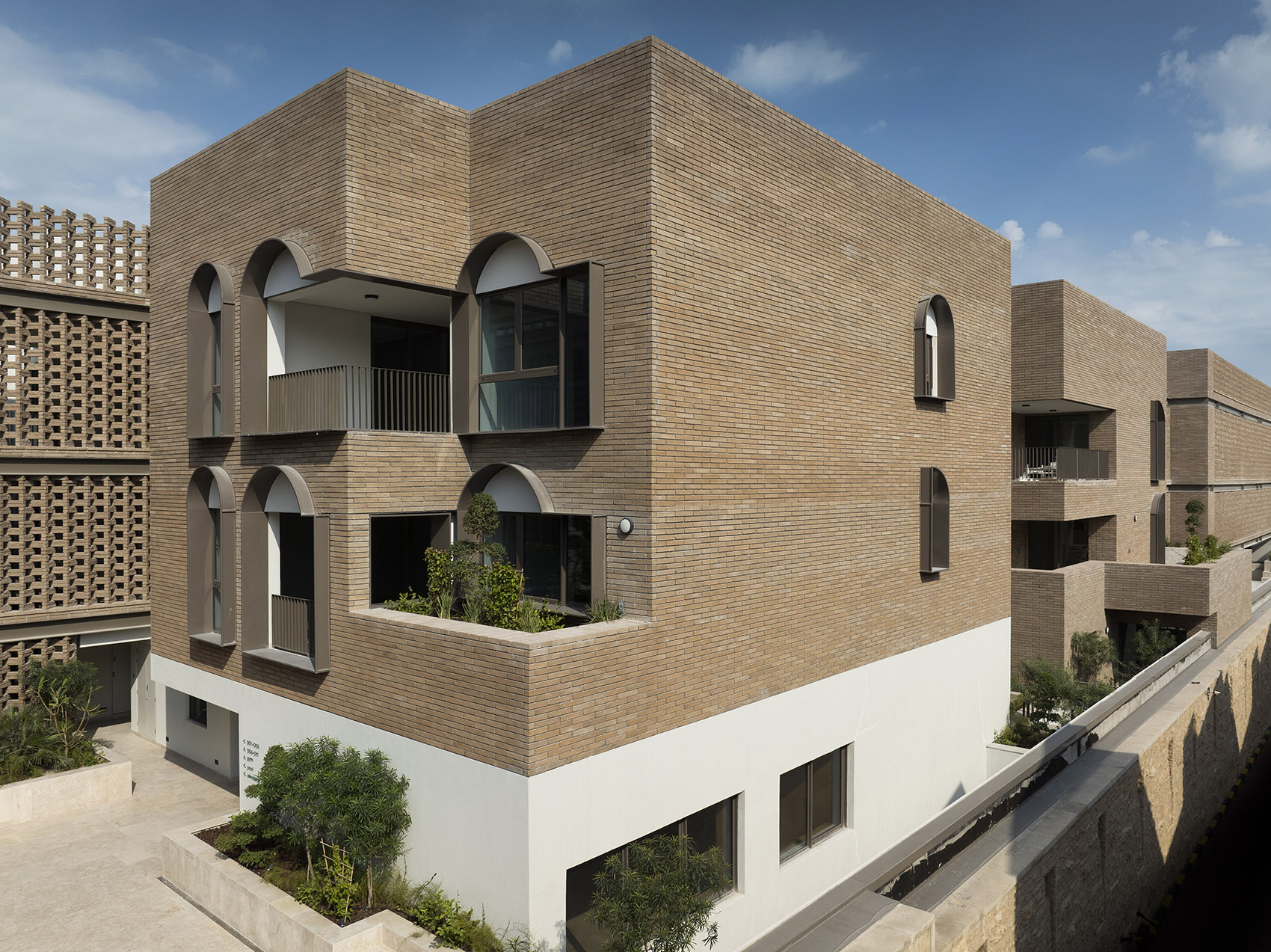 Yal Living住宅楼丨AGi architects-4