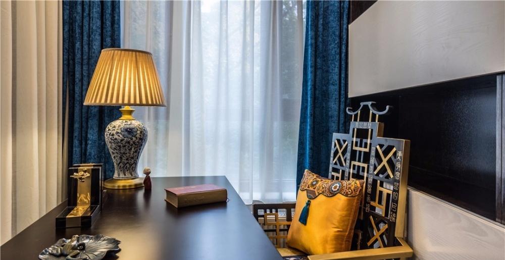 复古与现代共融的居家空间-8