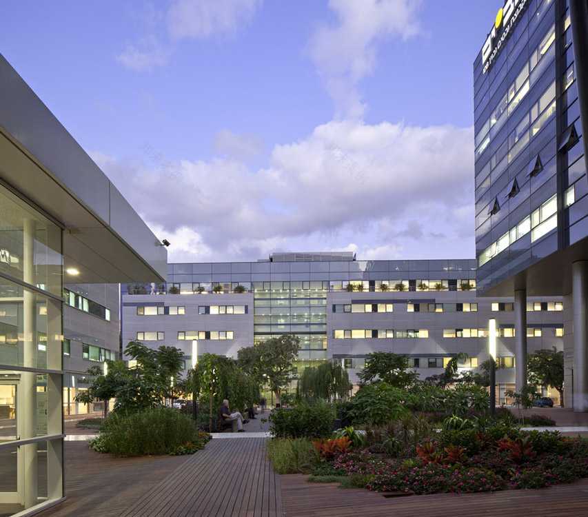 以色列赫兹利亚科技园区的“绿色云”丨Moshe Zur 建筑事务所-8