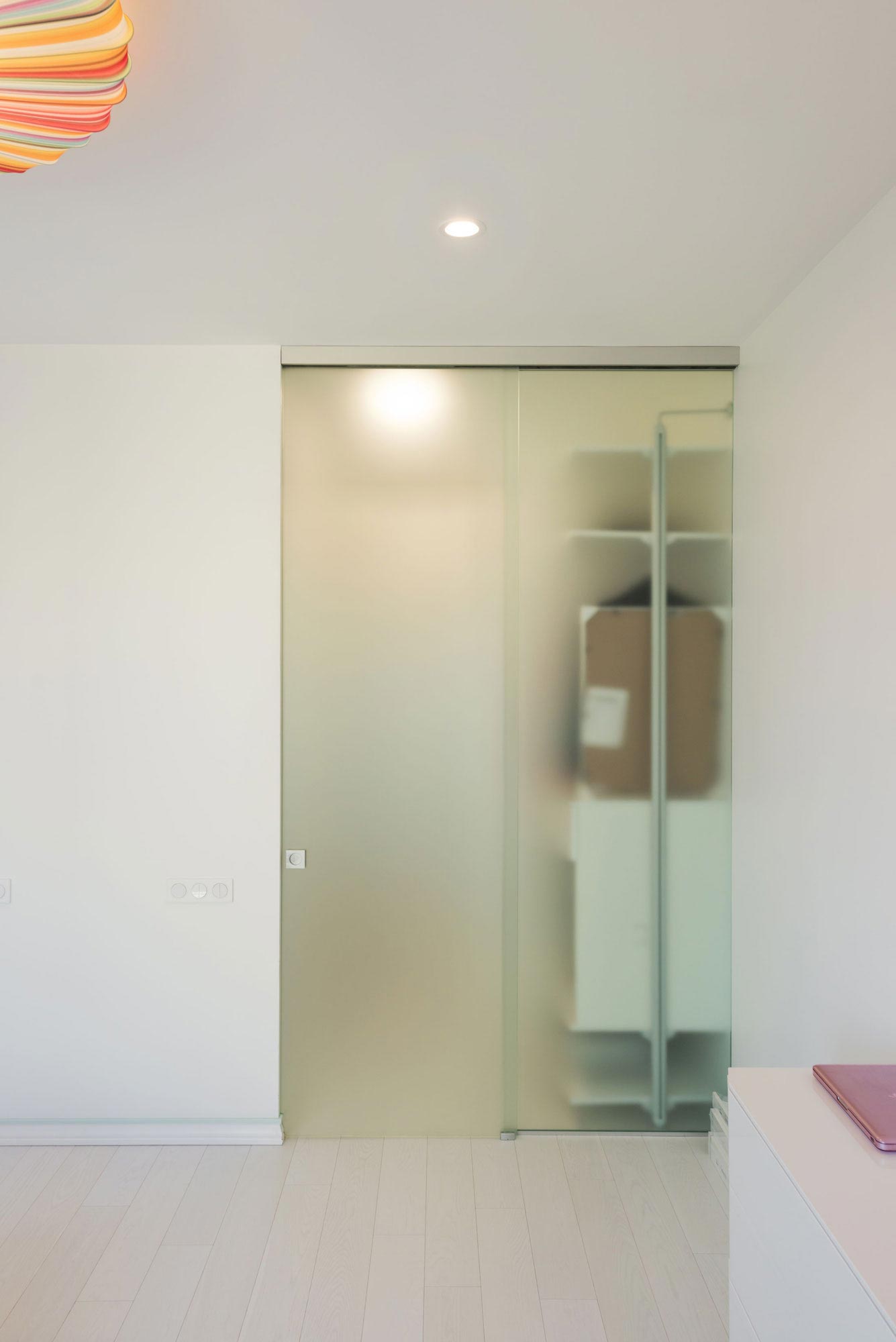 莫斯科 130 平米现代全白公寓——温馨舒适的双重功能空间-21