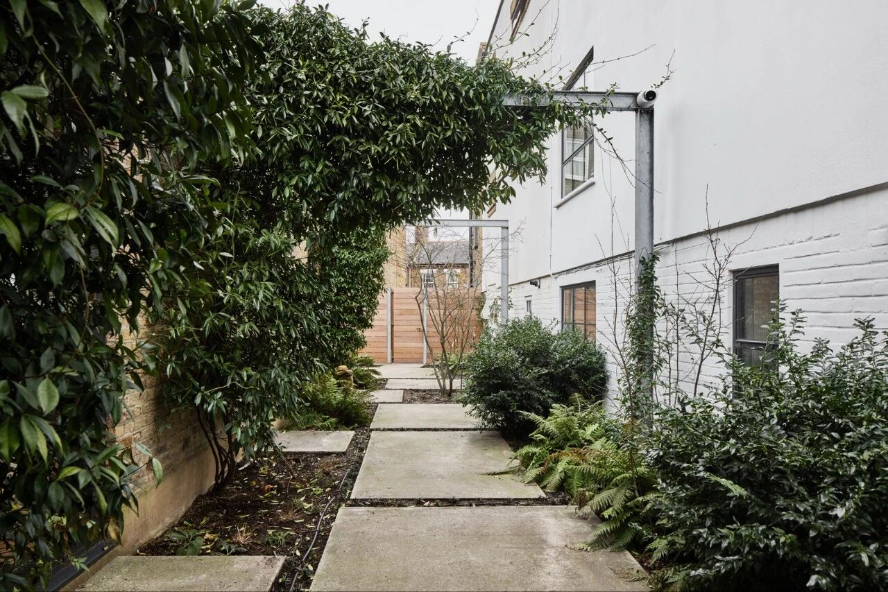 伦敦住宅·质感与温度兼具的极简空间丨英国伦敦丨Powell Tuck Associates-56