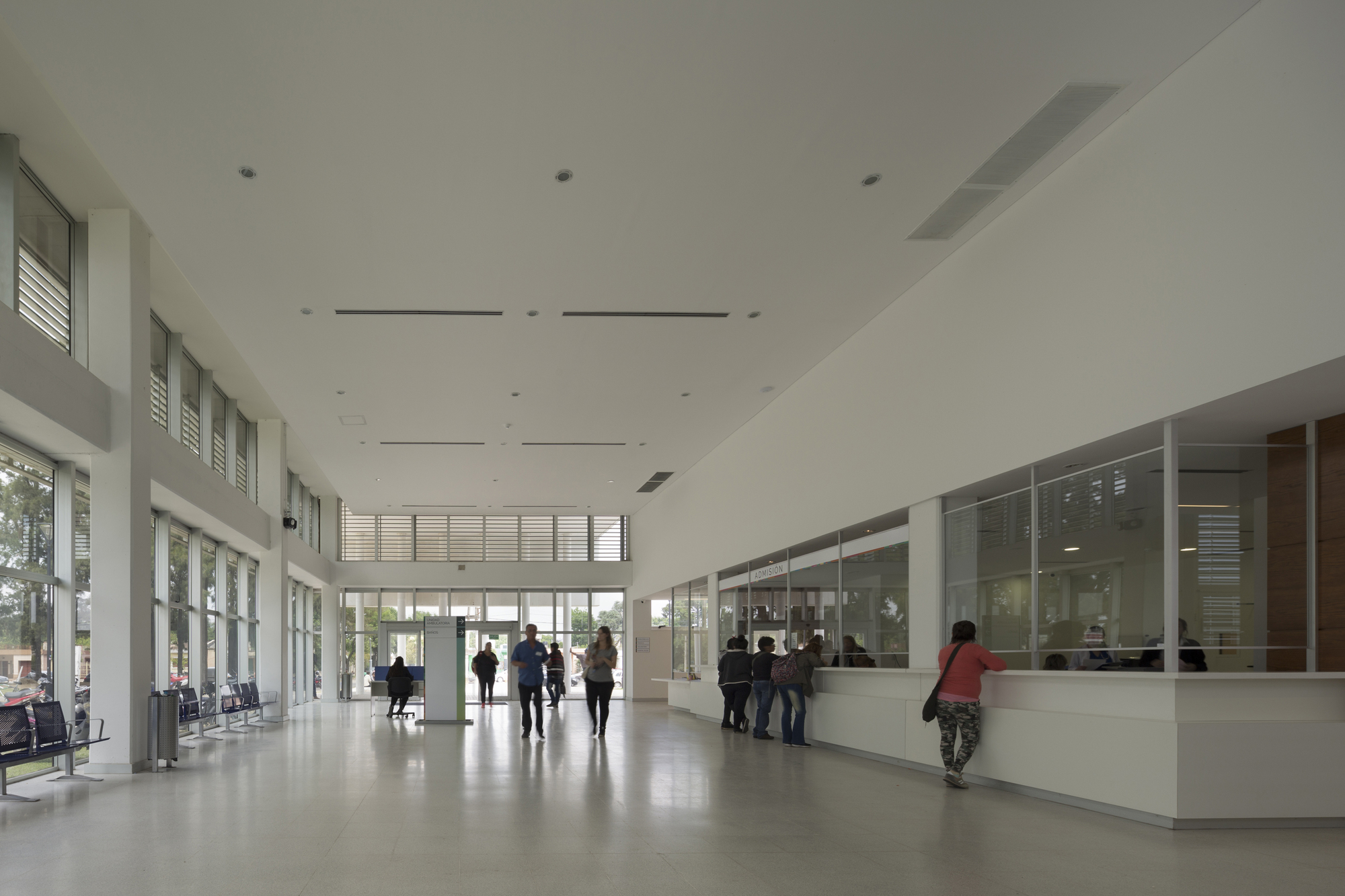 阿根廷“进化医院”设计,功能与技术的完美结合-14