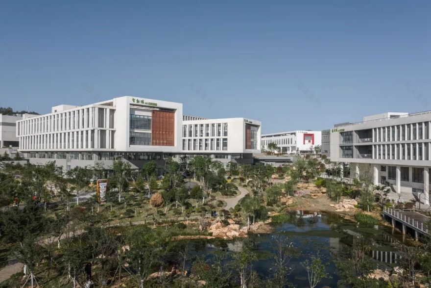 青岛西海岸新区中德应用技术学校丨中国青岛丨腾远设计-19