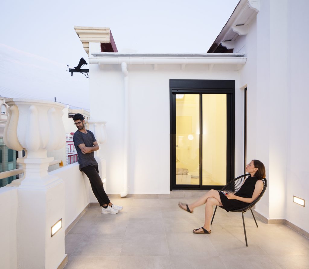 ático en juan llorens La Finca Roja Studio-1