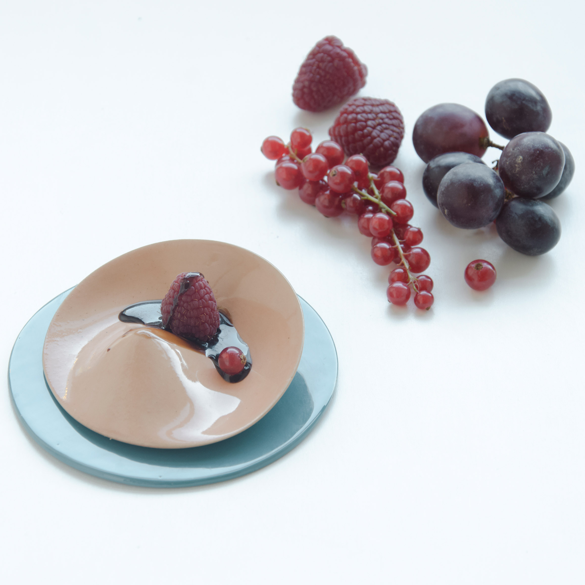 Dining Toys tableware turns eating into a sensual activity-10