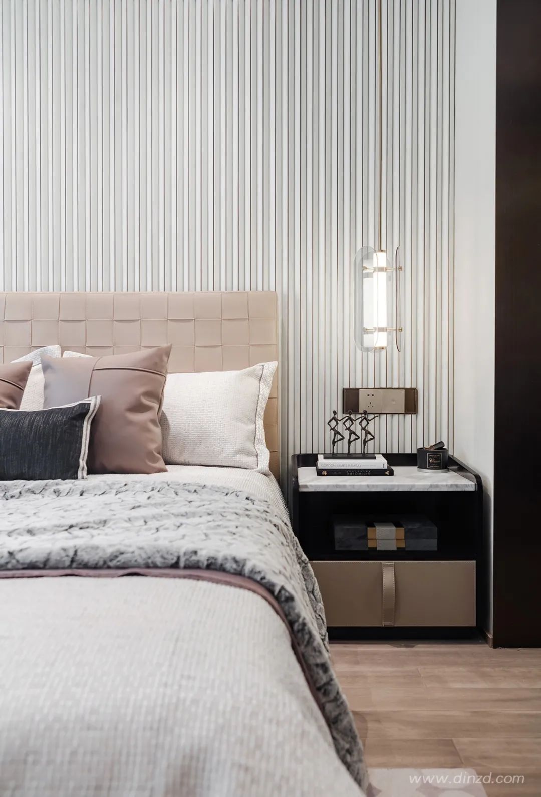 艺术无界,生活有声——烟台中海万锦洋房下叠样板间设计-42