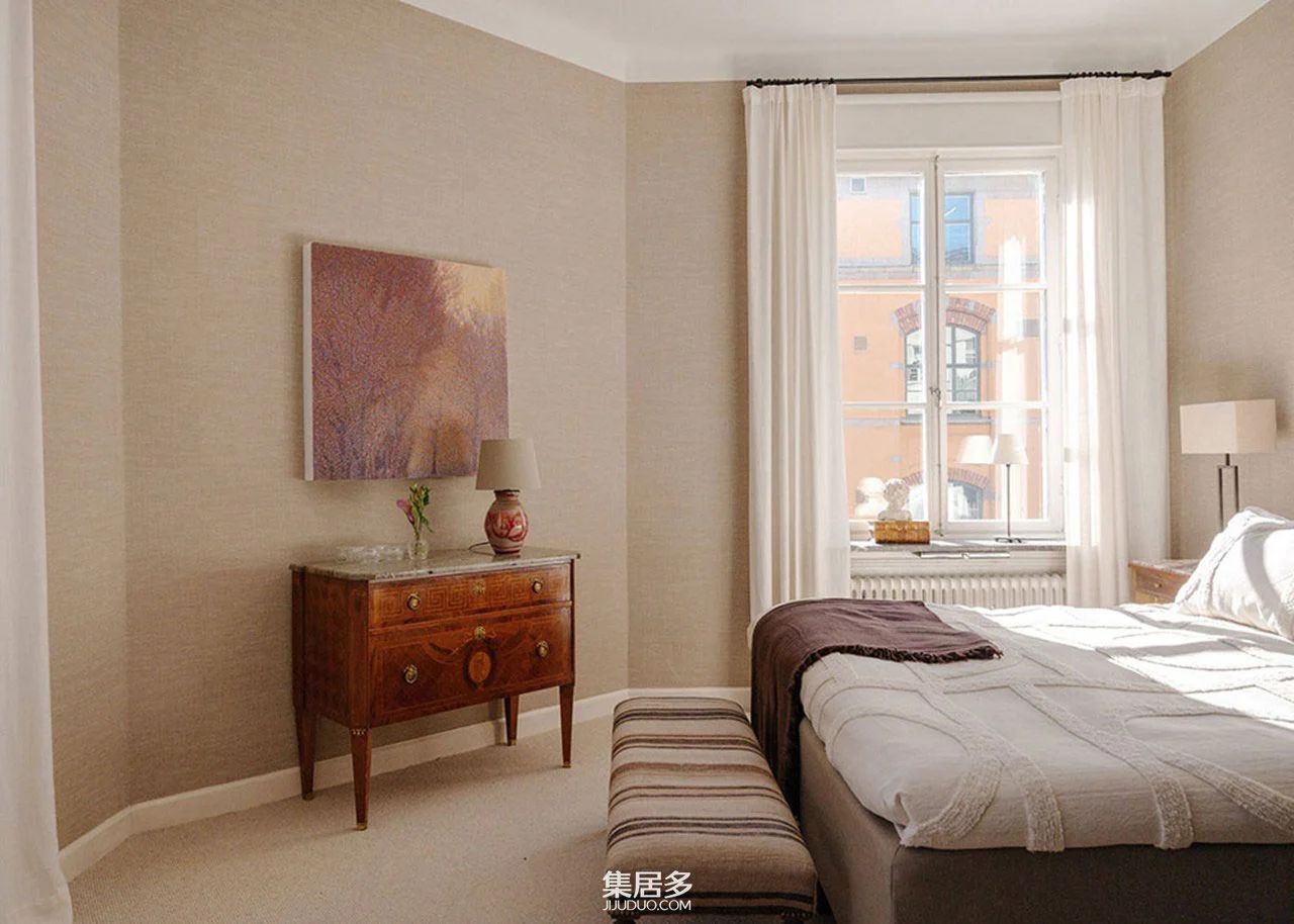 创意四溢的白色斯堪的纳维亚公寓丨瑞典斯德哥尔摩-19