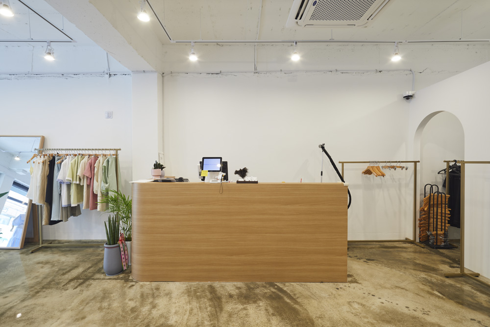 现代简约风 33 坪服饰店设计-12