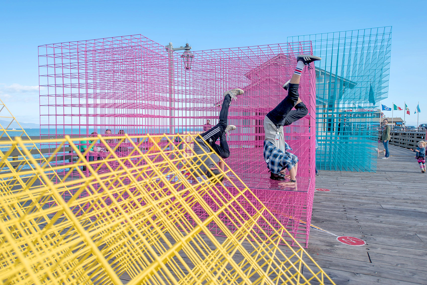 “逃离”，圣巴巴拉当代艺术博物馆的获奖艺术装置-11