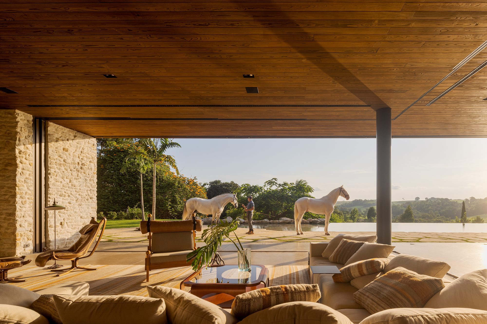 Coudelaria 休闲区与客房设计丨巴西丨Studio Arthur Casas-46