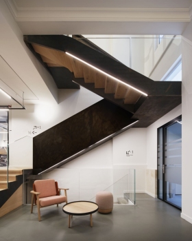 Haussmannian 建筑 Spec Suites 办公设计丨法国巴黎丨Le28 Architectes