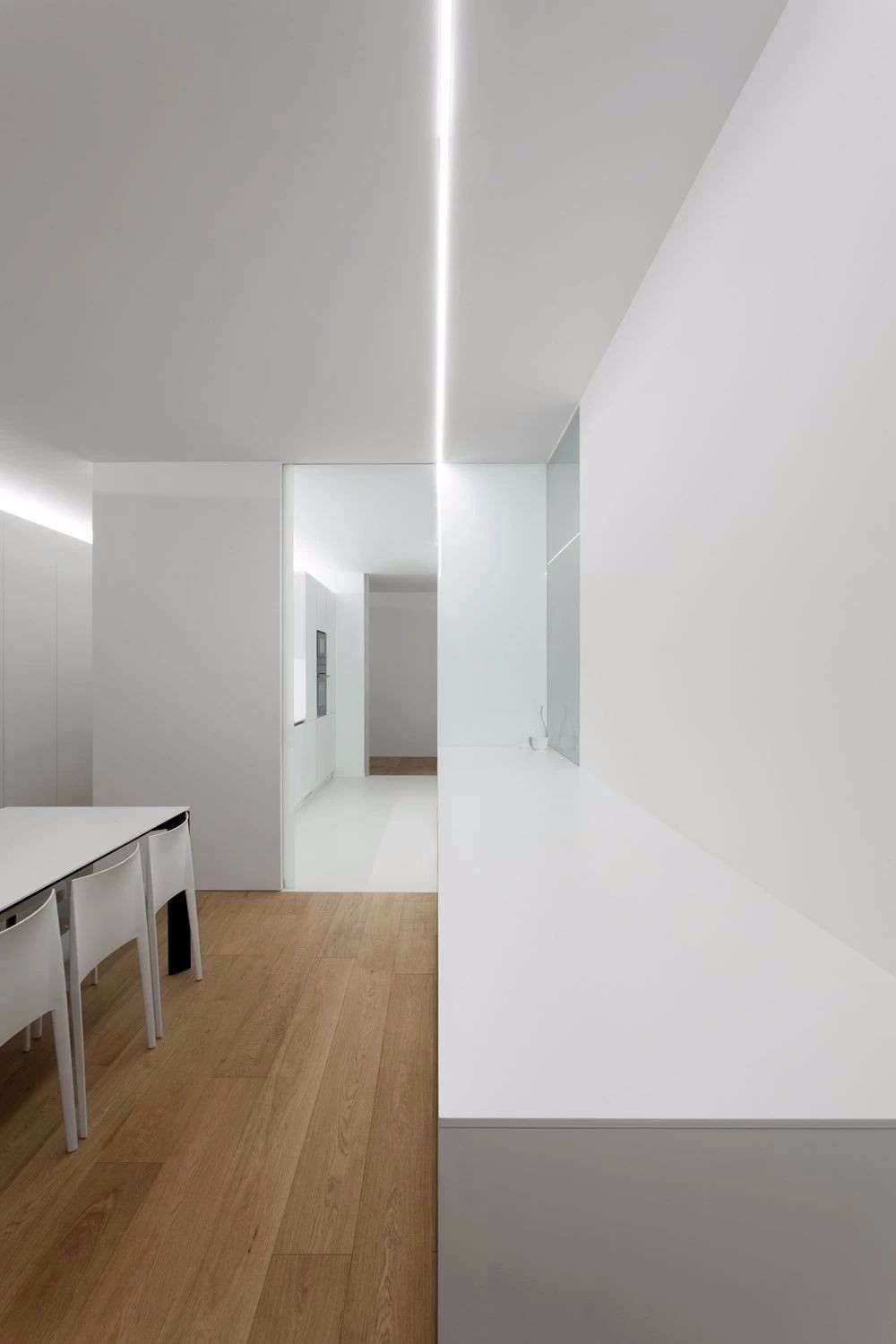 120平米的极简白公寓，用上灯带更美了！-32