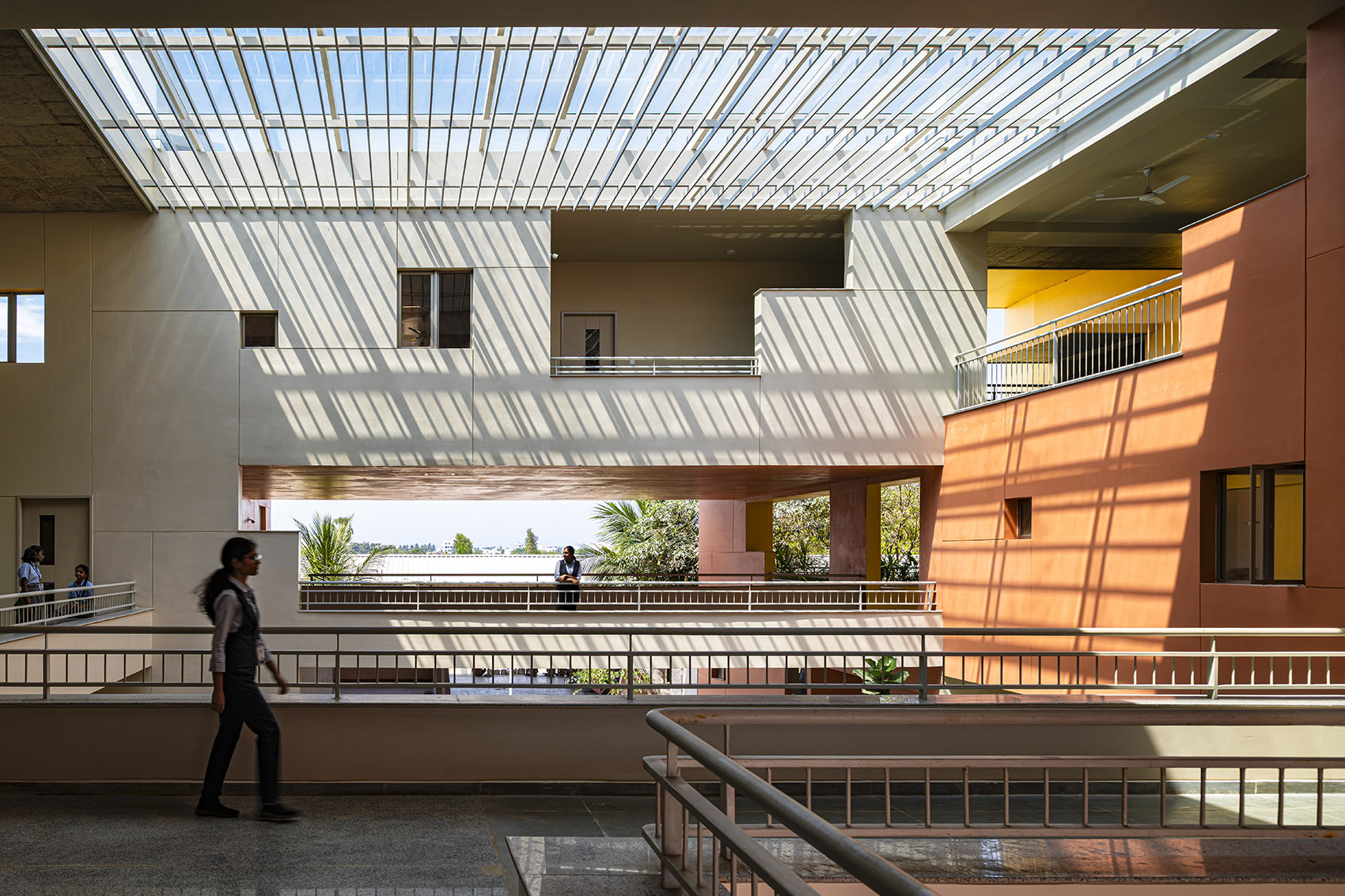 彩虹国际学校丨印度丨Spacefiction Studio-32