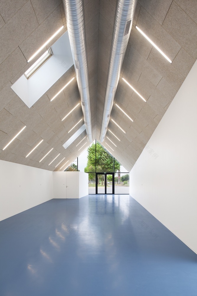 法国联合课外空间中心-32