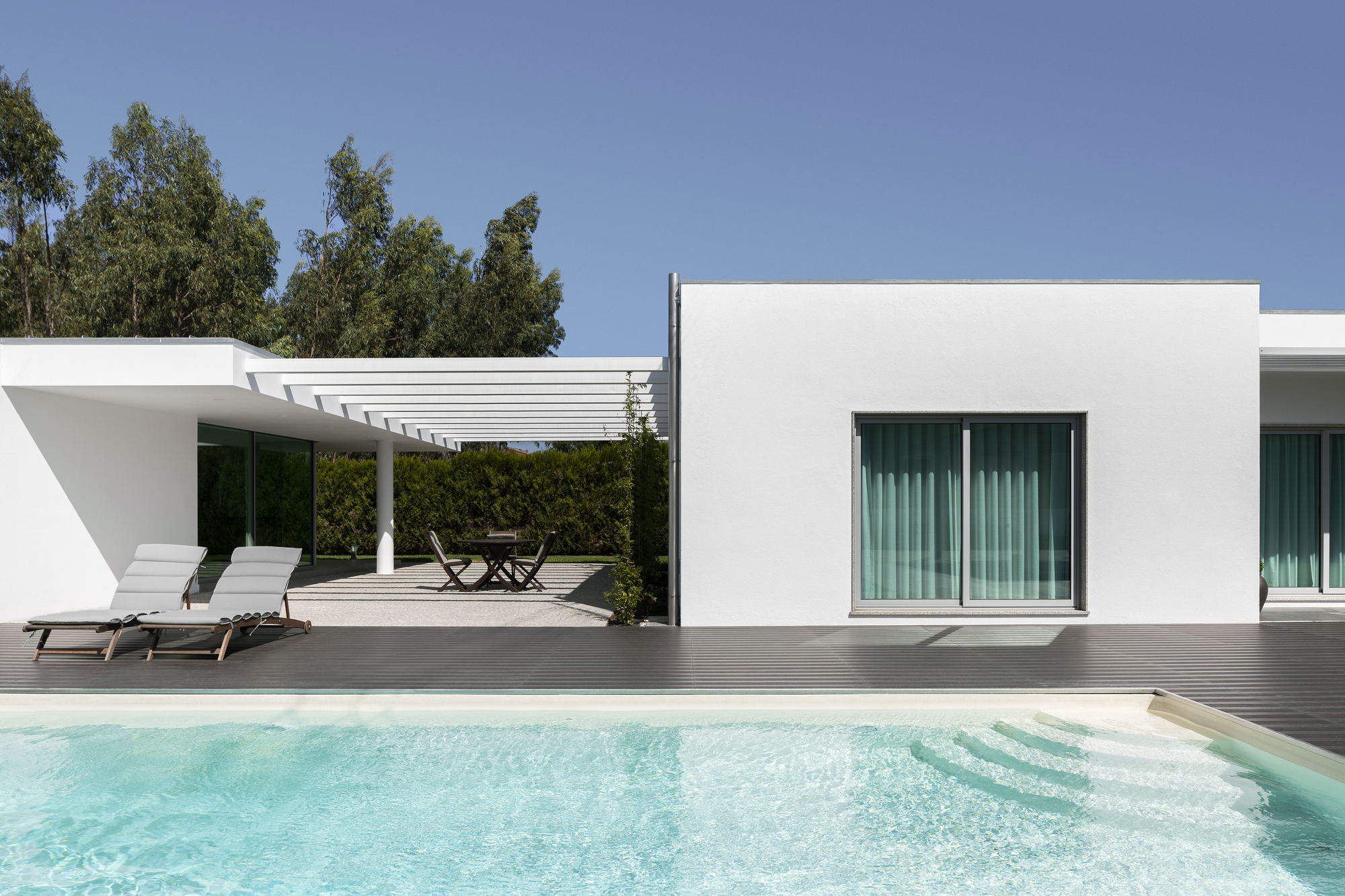 J House / FRARI - architecture network-29