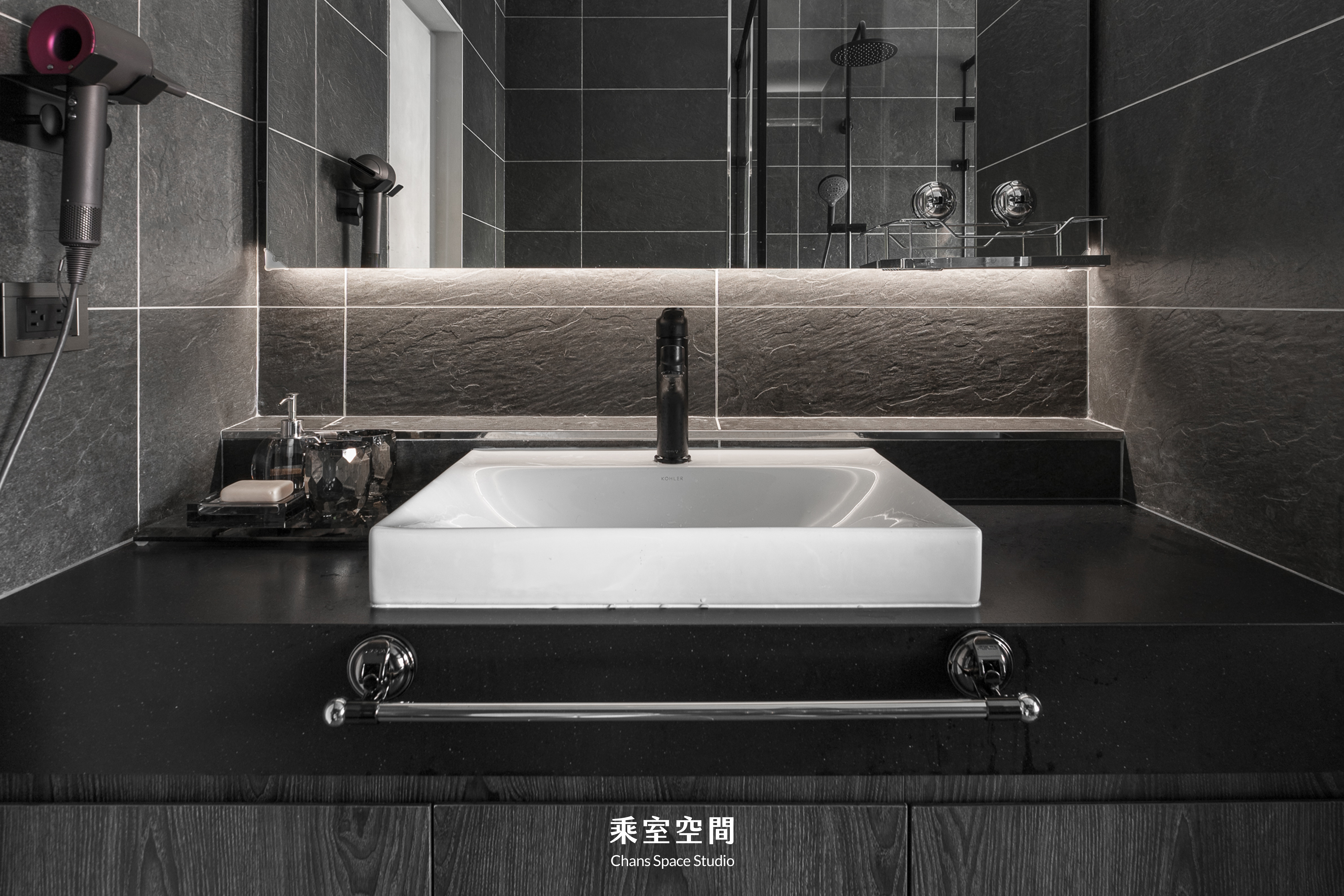 屋齡17年全室翻新｜克里翁大樓丨中国高雄丨乘式空間-22