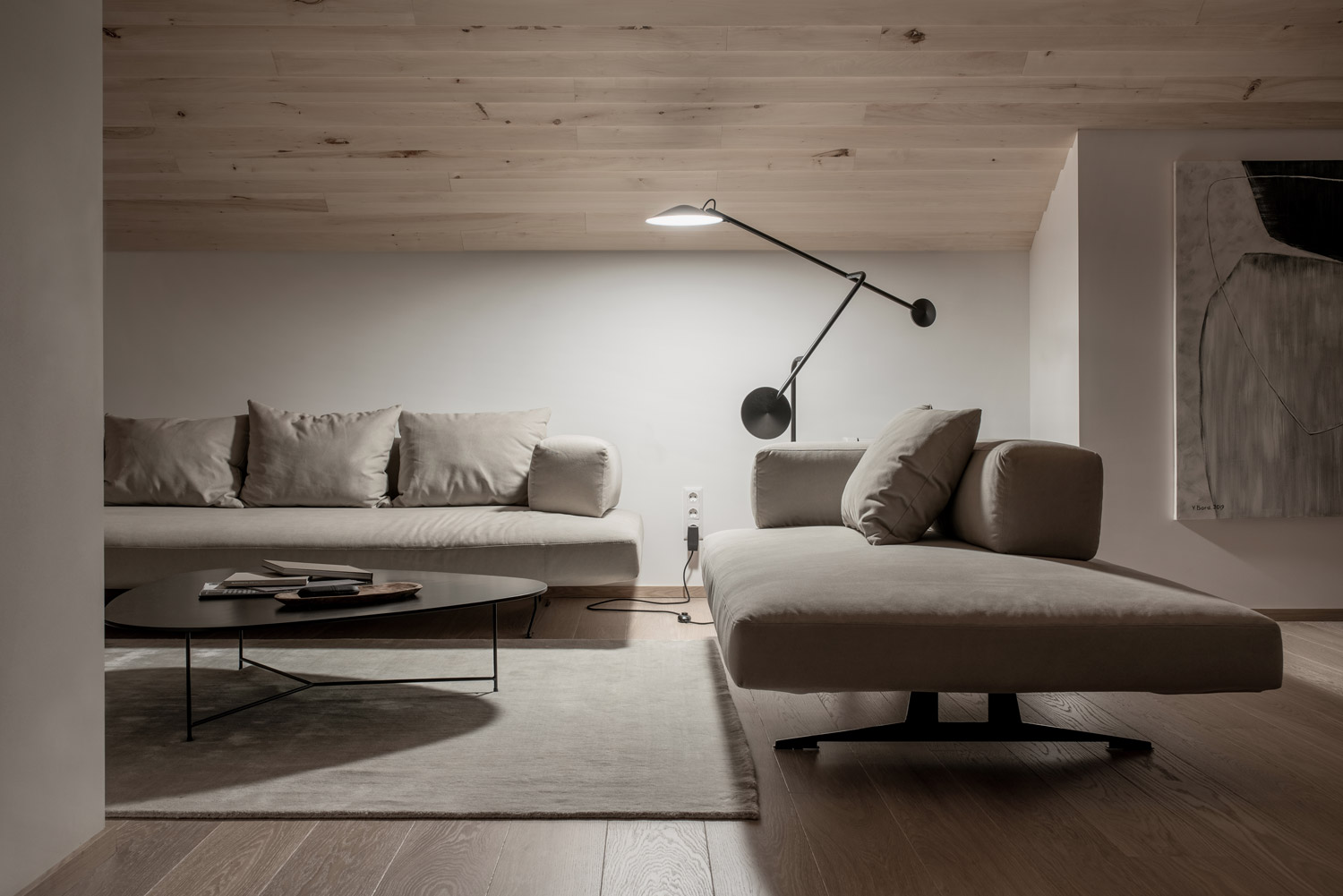 Under roof FORM Bureau-2