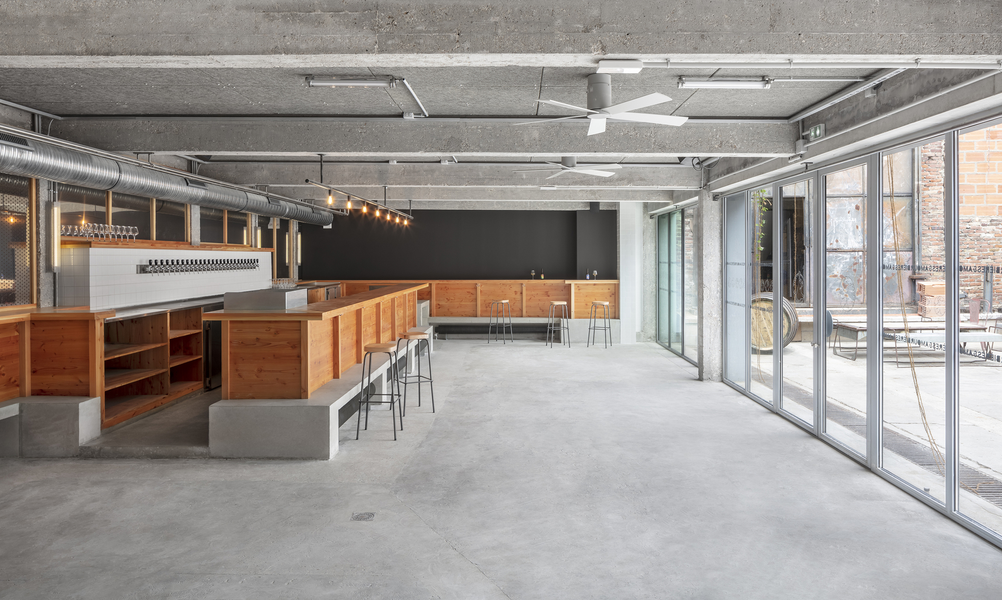 Brasserie Gallia / Maxime Jansens Architecture + Erwan Bonduelle Architecture-11