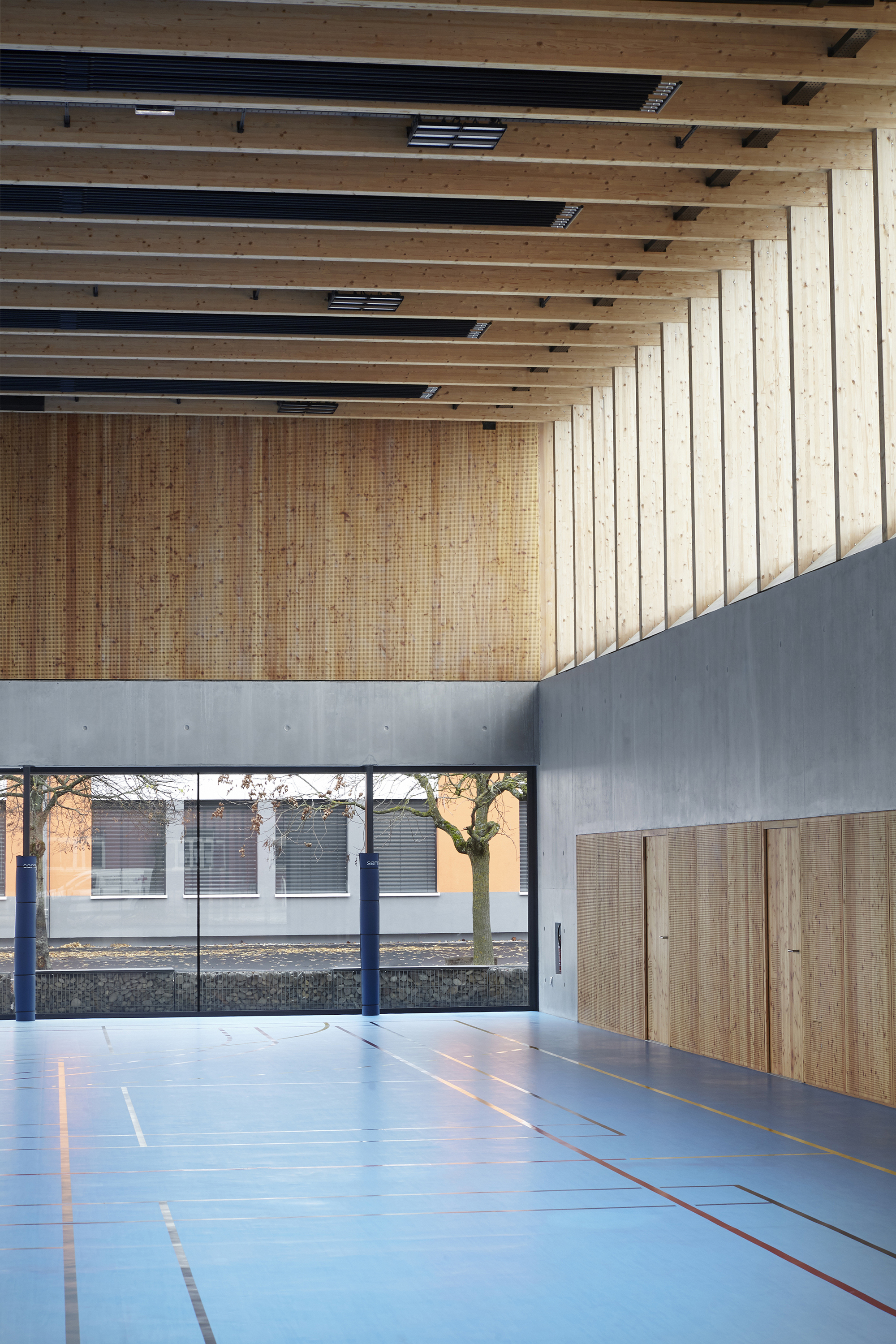 Ecole des Menuisiers School Gymnasium / Urbane Kultur-12