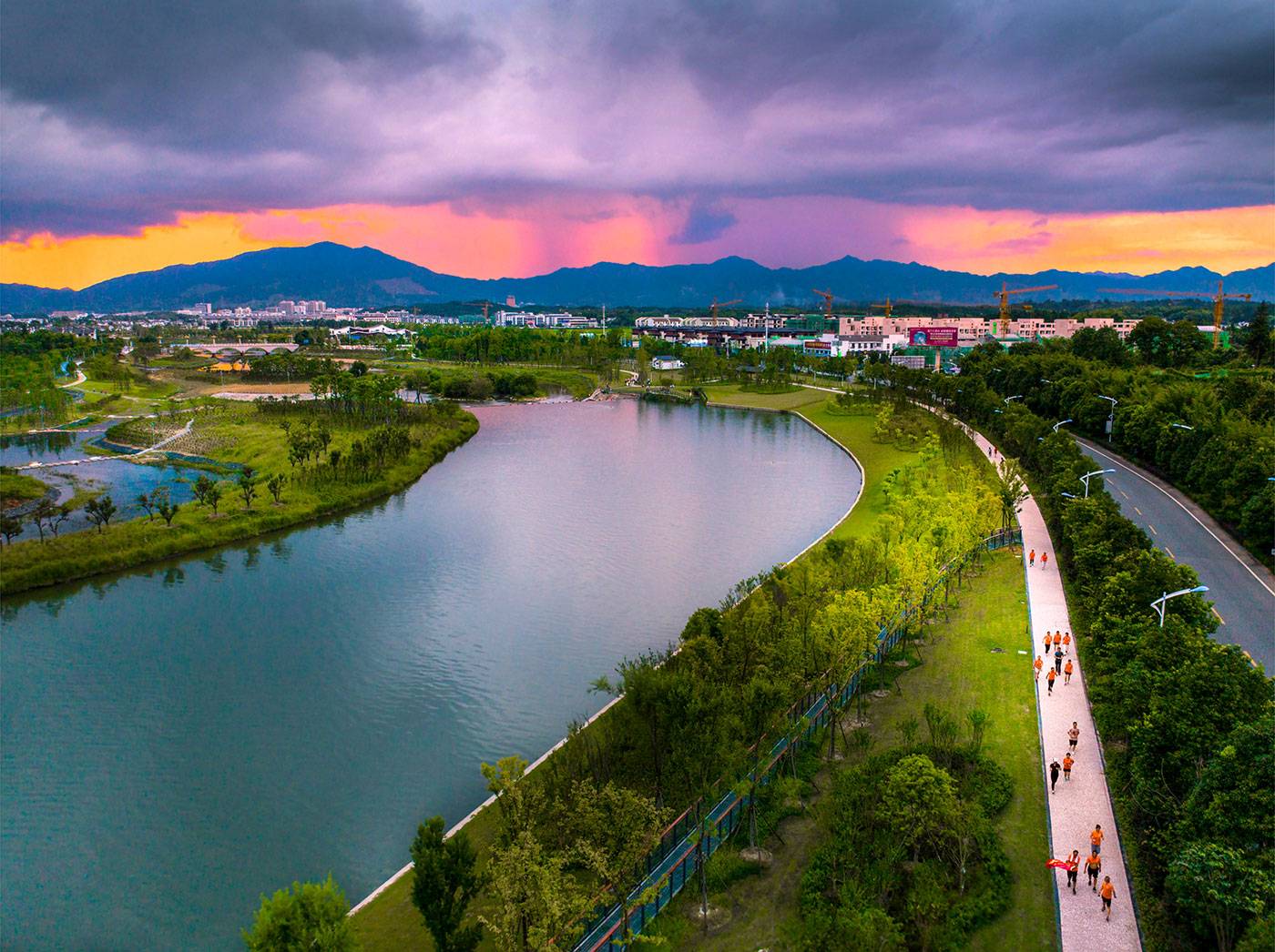 黄山浦溪河两岸城市滨水空间-19