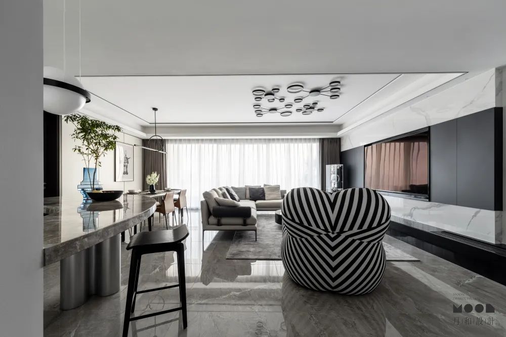 极简潮玩之家 · 95 后游戏编程设计师的自由空间丨月和设计-26