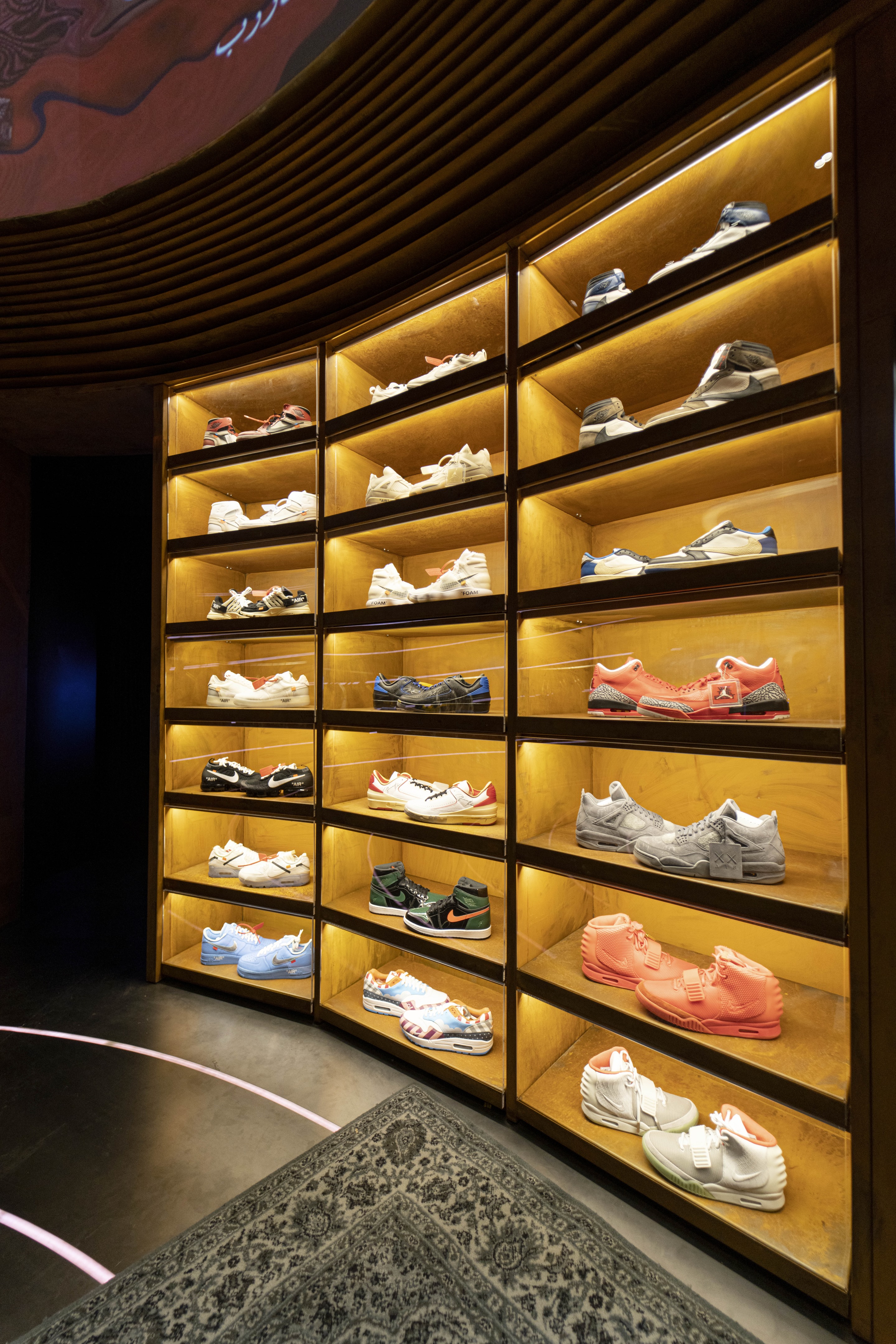 PresentedBy 鞋店丨卡塔尔多哈丨External Reference-26