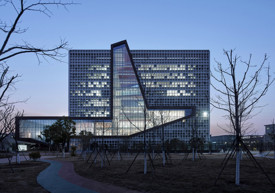 漯河食品职业学院图书信息综合楼消化知识的容器丨中国漯河丨华南理工大学建筑设计研究院有限公司-41