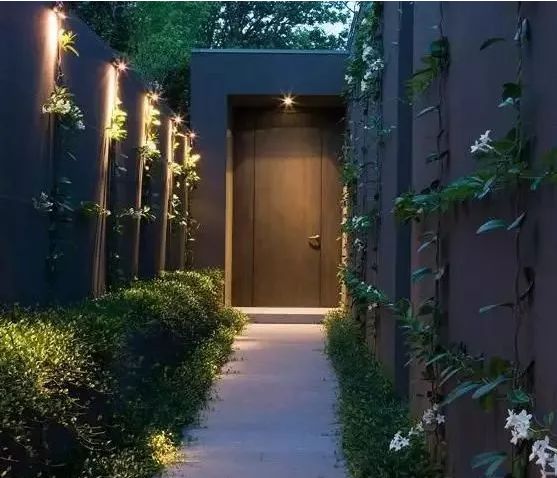 狭长院子变身艺术空间的设计秘密-26