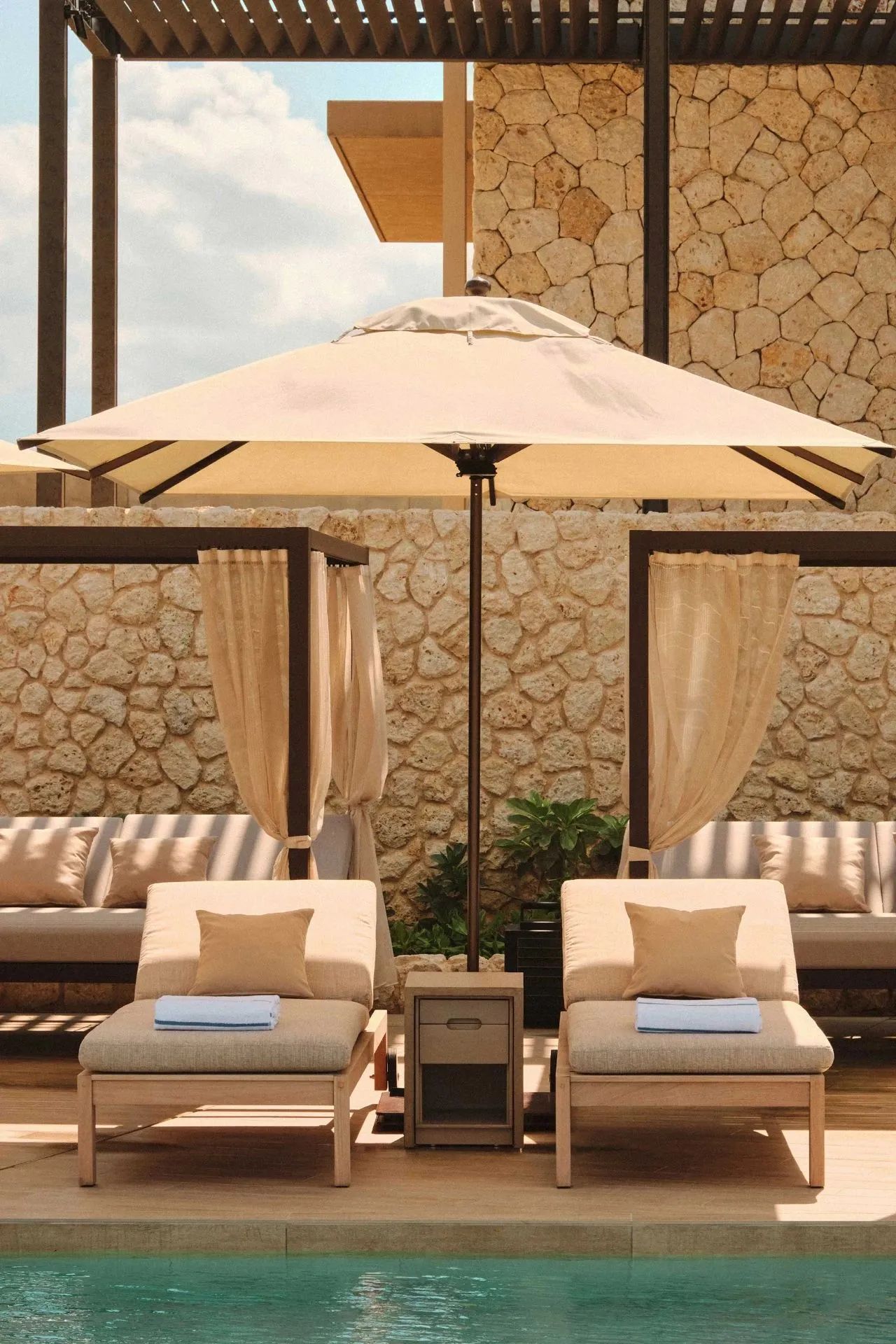 日本首家瑰丽酒店丨Studio Piet Boon-34