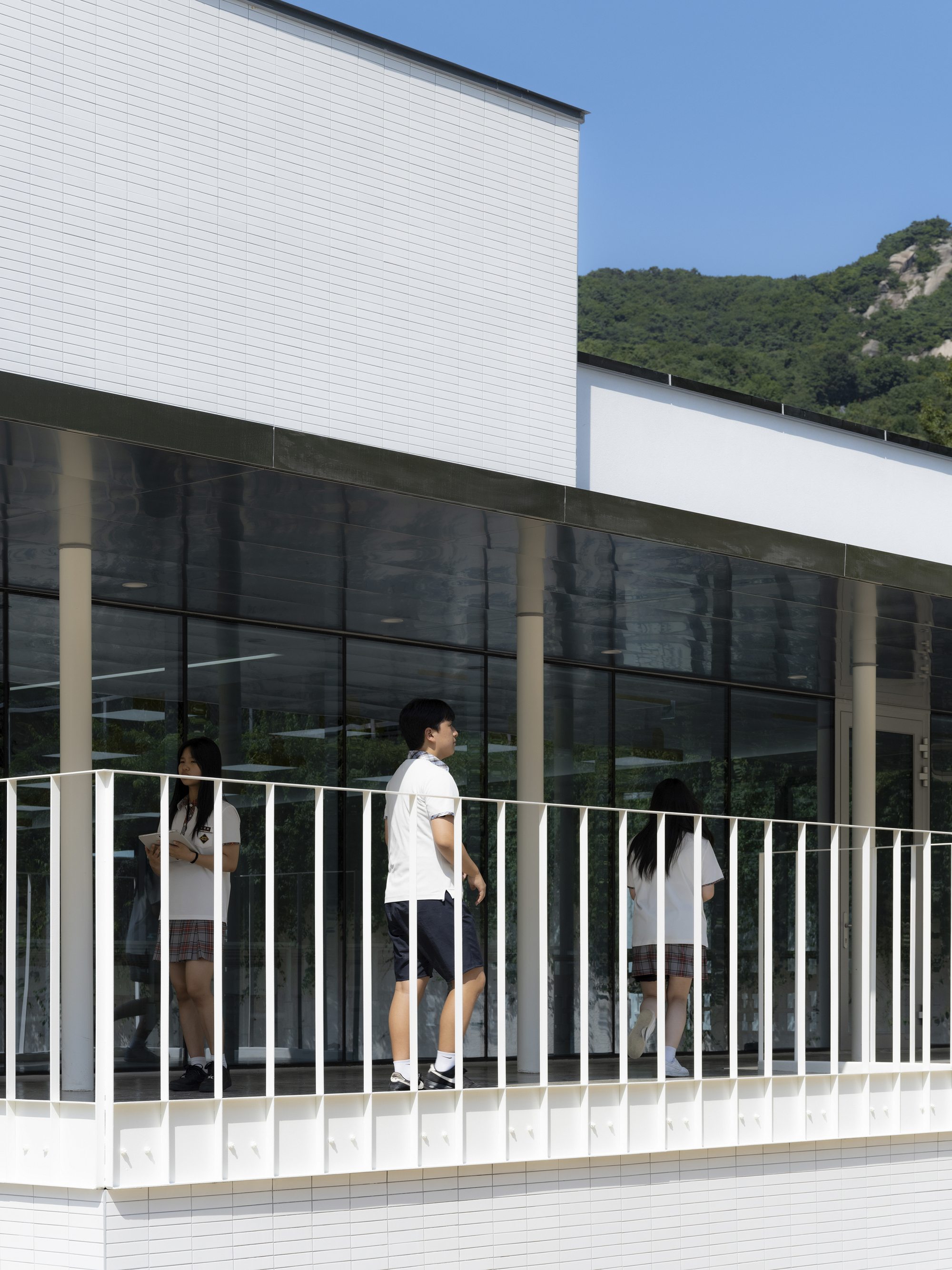 Mirae High School of Science & Technology Cafeteria Extension 高中学校食堂丨Bare Ground Architects-28