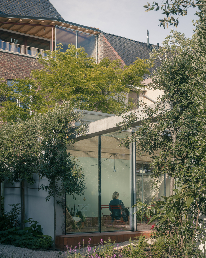 都市绿洲 · 马特尔住宅的创新花园设计-21