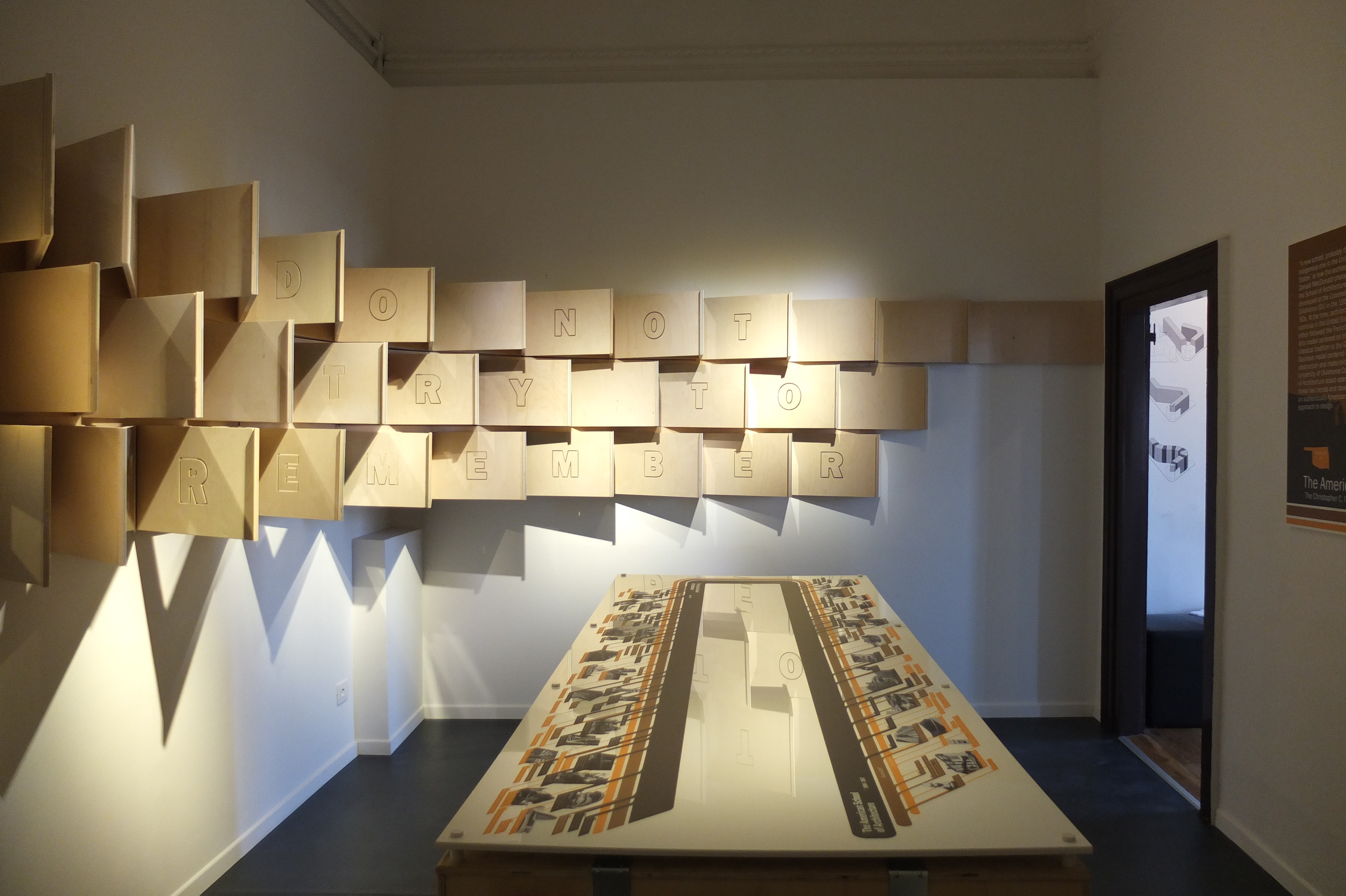 美国威尼斯学校展览设计-7