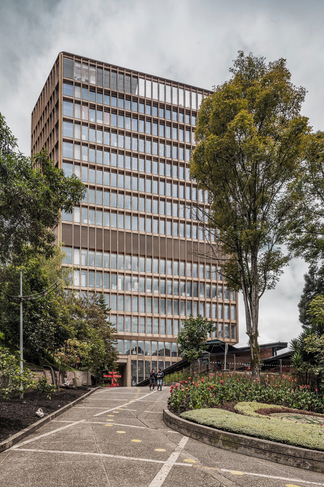 哈维里亚那天主教大学工程实验室丨哥伦比亚-10