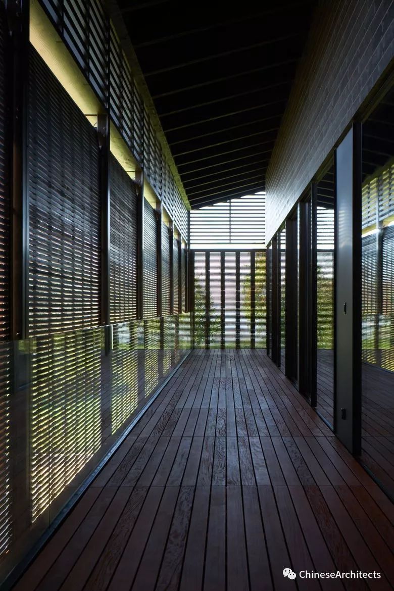 瑞士中部乡村风格住宅设计-17