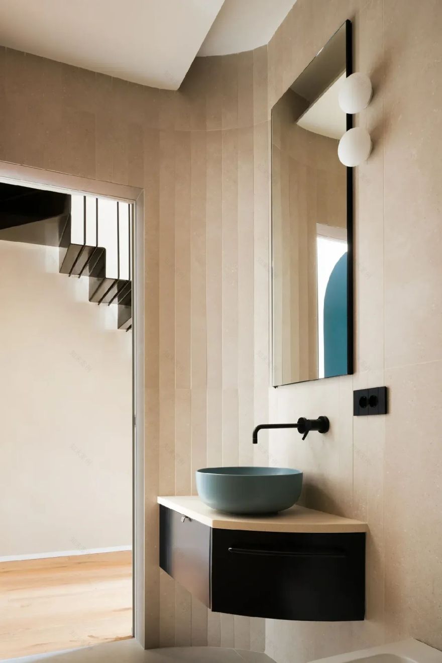 那不勒斯历史中心公寓设计丨意大利那不勒斯丨Paola Sola-24