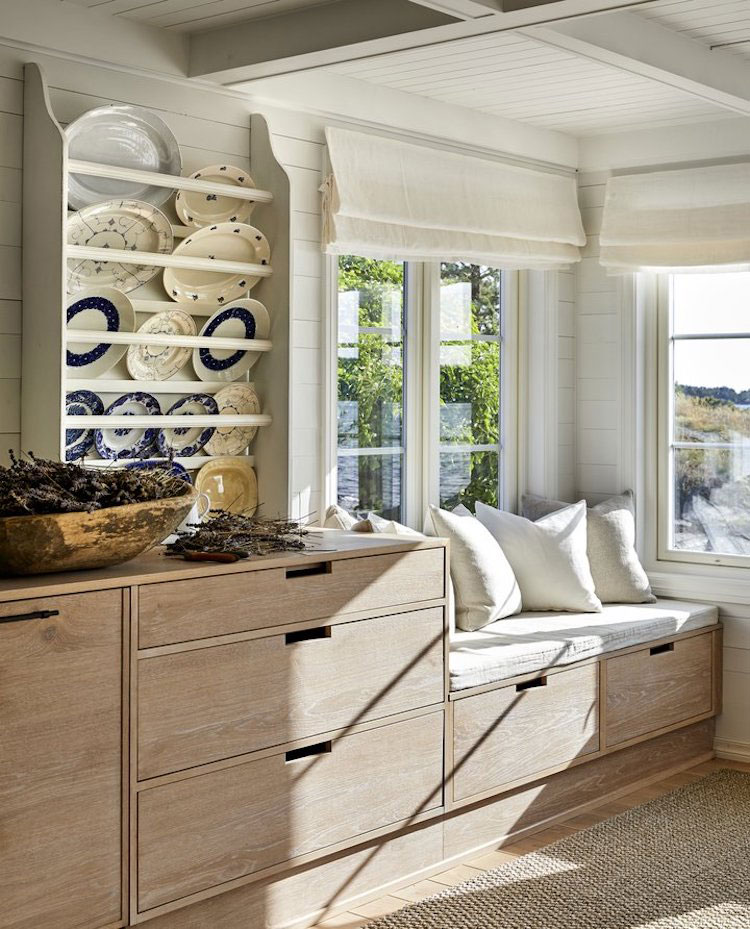 挪威峡湾边的温馨小木屋-8