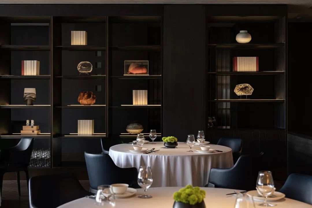2023 年最新高端餐饮空间设计盛宴-5
