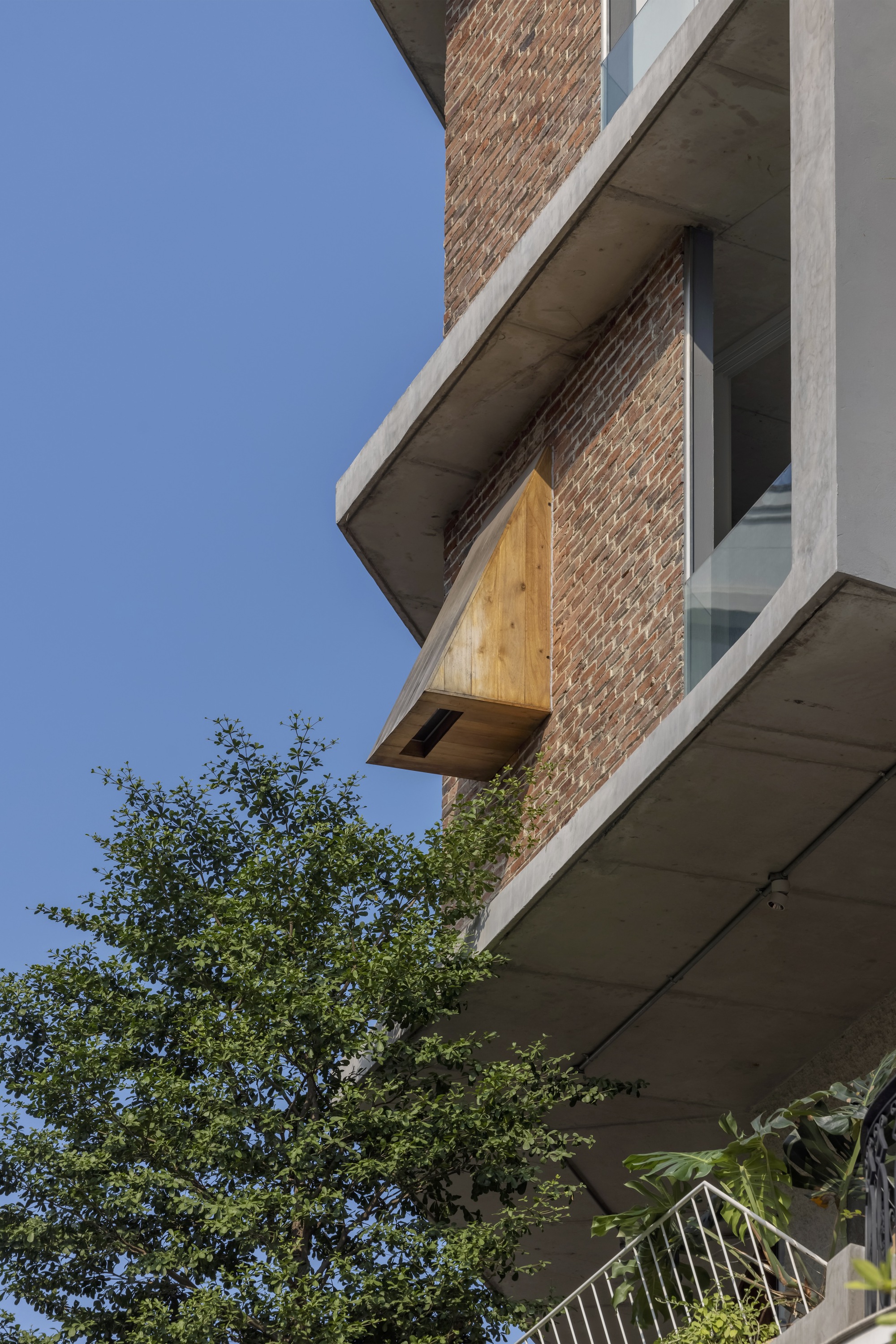 TNV 咖啡与综合大楼丨越南河内丨Comma Studio-43