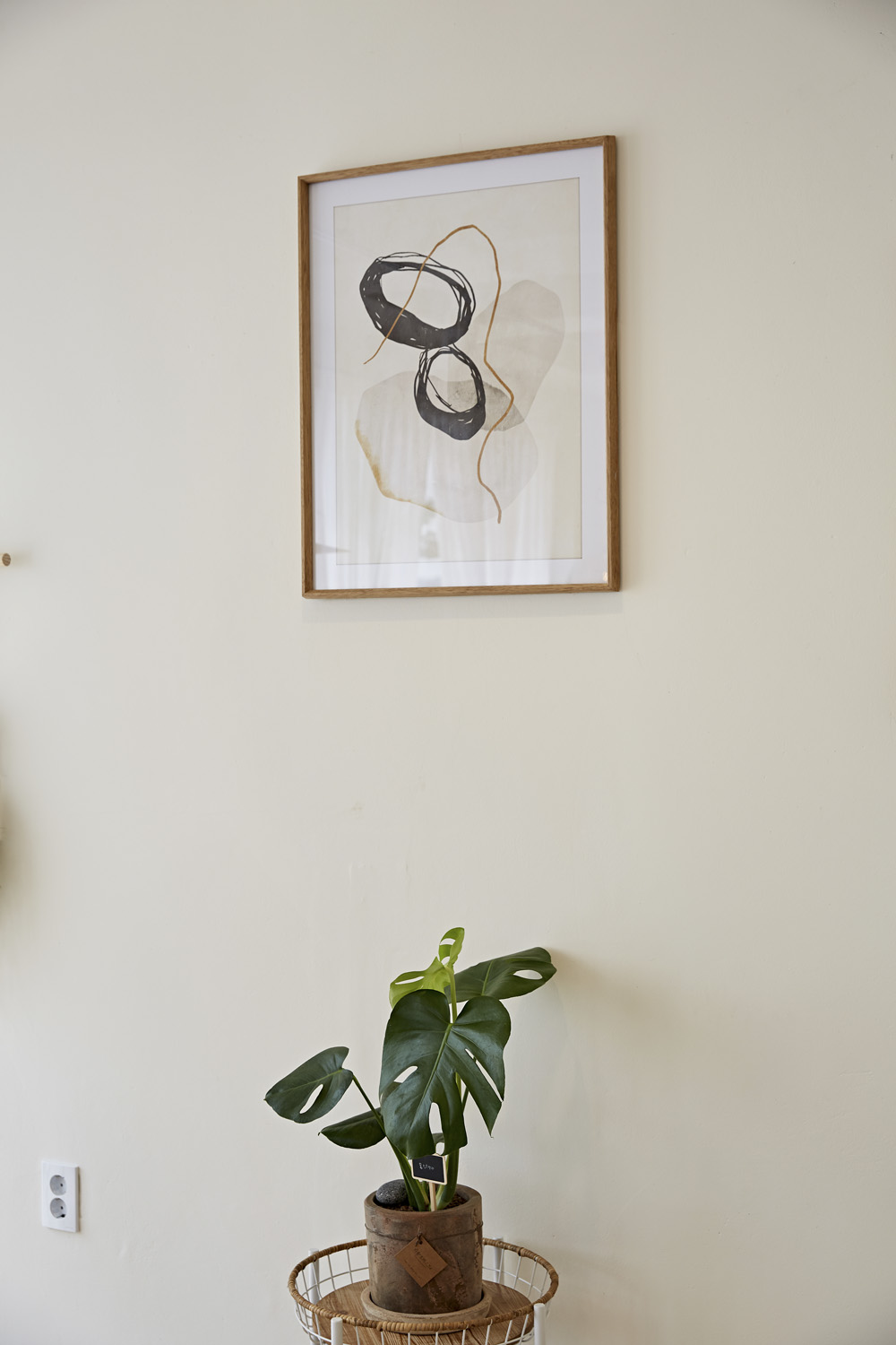 温暖氛围的 28 平米意大利餐厅内饰设计-17