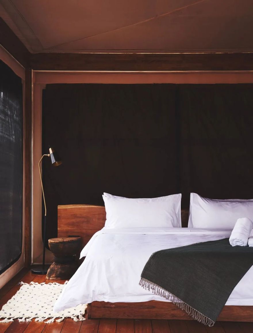 纳米比亚山顶野奢酒店,融入本土文化的生态度假胜地-3