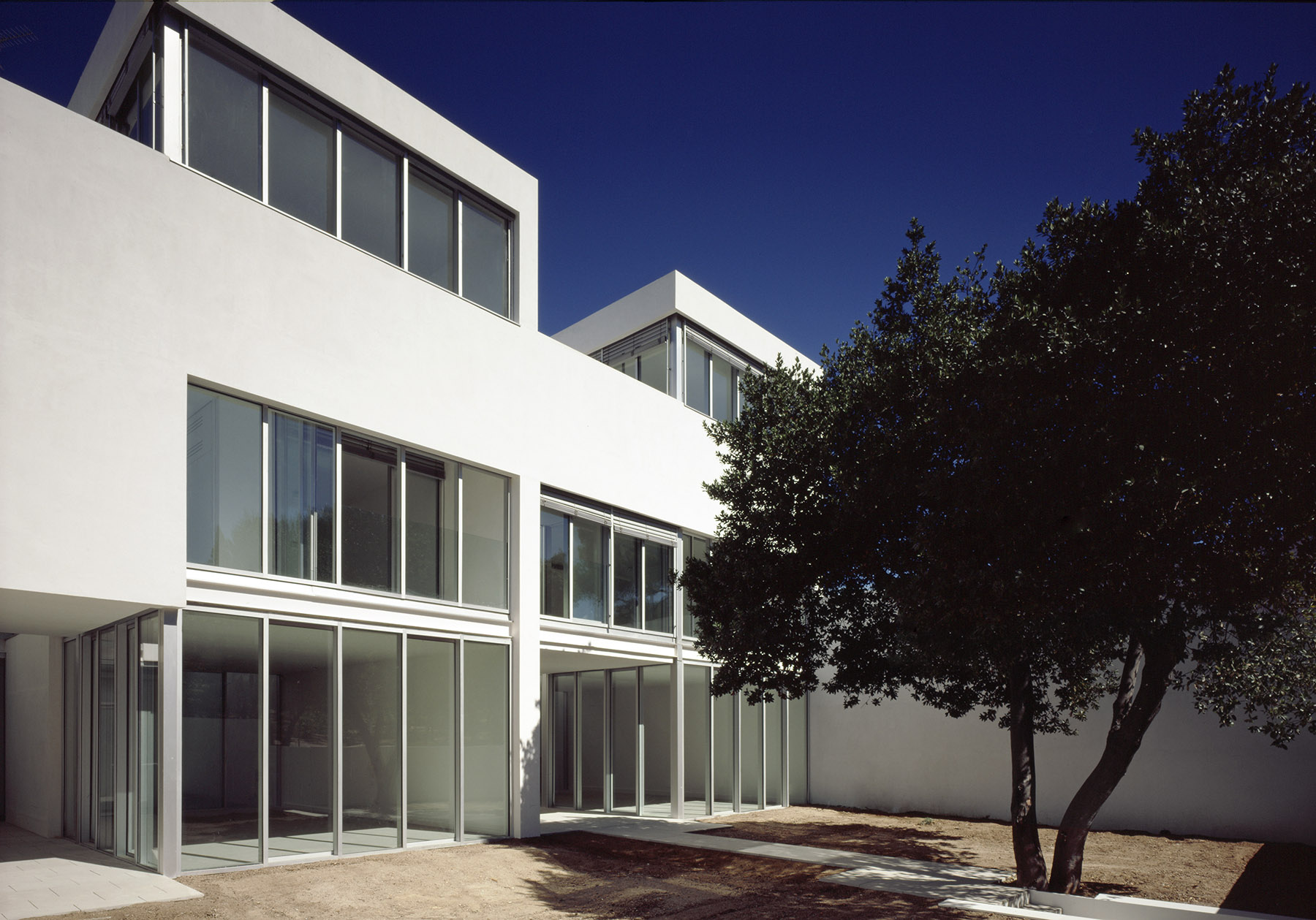 马德里德埃萨德拉比利亚两座联排住宅丨马里丨estudio__entresitio等团队成员-22