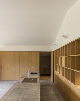 Crackenback 马厩和住宅丨澳大利亚丨Bellevarde Constructions