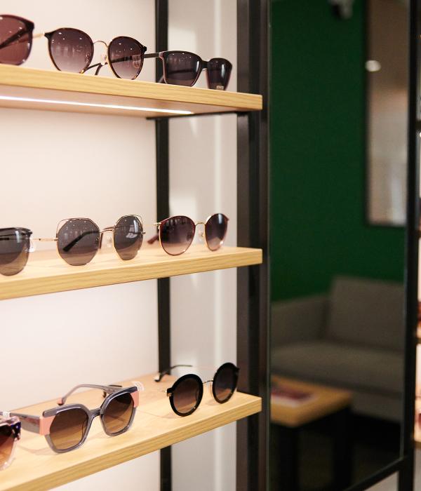 Les Binocles Bauloises眼镜店工业风改造丨JBCC-43