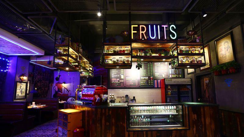 《千里之外》的爱情故事·泰州小厢房餐厅设计-13