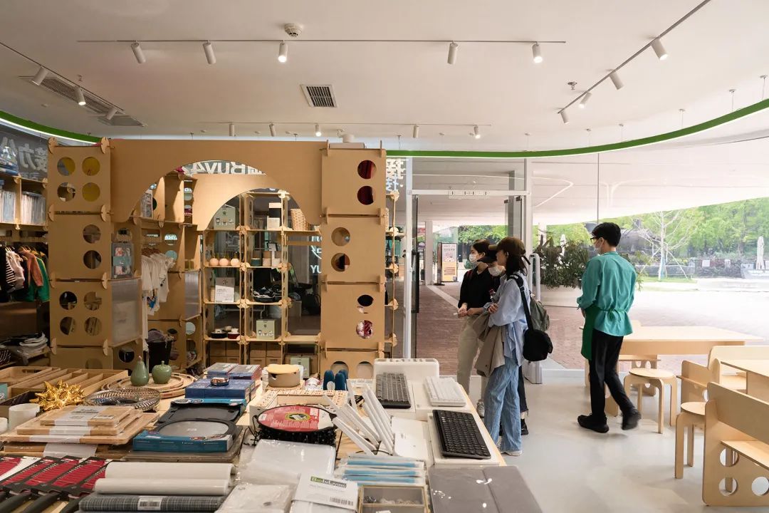 善淘公益商店空间与家具设计丨中国成都丨时地建筑工作室-3