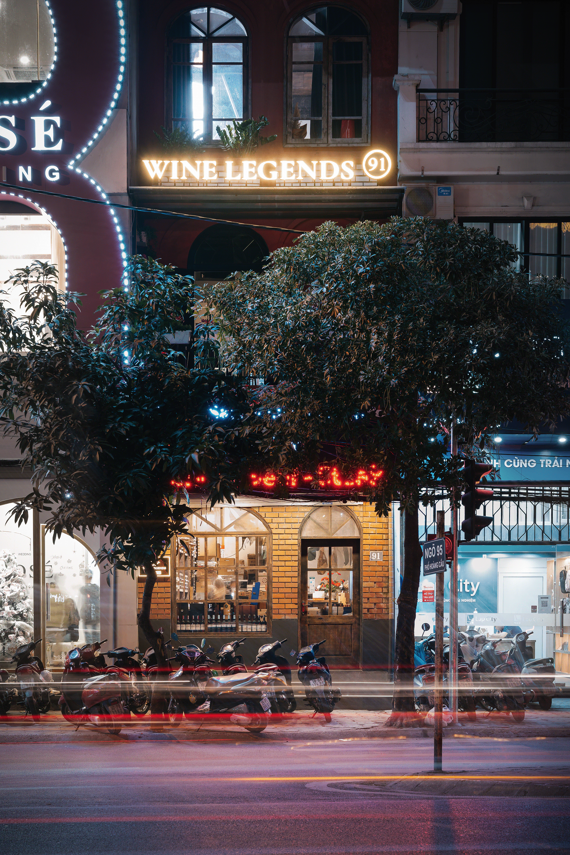 WINE LEGEND 室内照片丨越南河内丨Naki Wood Studio-34