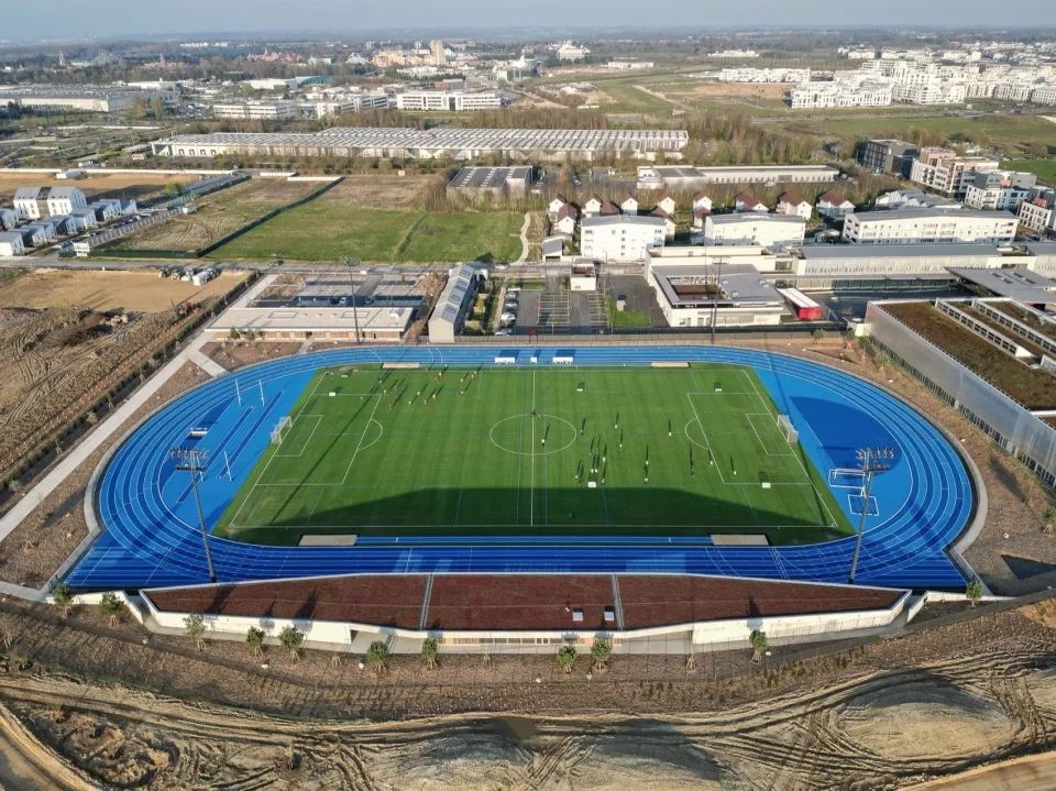 法国Montévrain体育场-17